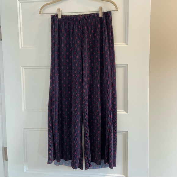 Blue abstract print wide leg cropped pant - ASOS US 4 - Picture 3 of 9